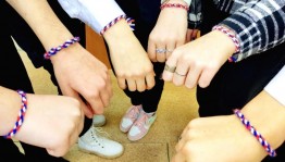 Мастер-класс «Браслет триколор»