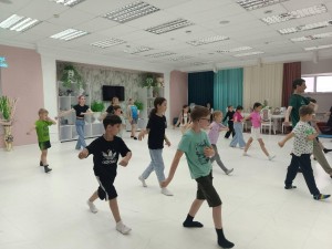 «Танцуем вместе»