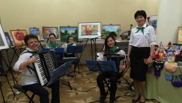 Творческая выставка работ художника народного театра «Хыял» Камалова Ильдара