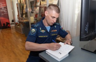 Ольга Фаллер и Сергей Лобанов подарили свои книги Национальному музею Башкортостана
