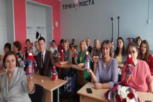 Праздничный вечер «Учителей мы вспомним и школу, скажем «спасибо» за всё!»