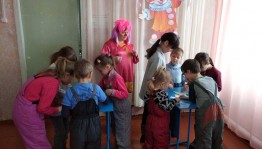 Развлекательная программа«Смеемся больше-живем дольше!»
