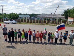 Патриотический час «Белый, синий, красный – символ славы и побед»