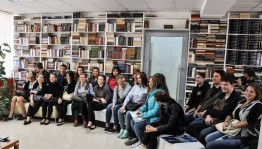 Информационный час «Писатель-фронтовик»