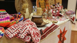 Выставка обзор народных умельцев «Я могу все»