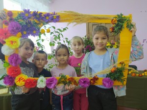 «Осень, в гости просим». Осенний бал