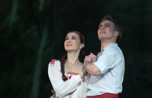 Обновлённая "Журавлиная песнь" открыла XXI Международный фестиваль балетного искусства им. Р. Нуреева