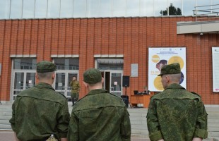 Актёры НМТ им. М. Карима представили музыкально-поэтическую композицию ко Дню памяти и скорби
