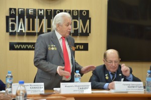В Уфе обсудили вопрос о присвоении уфимской школе №15 и Институту истории, языка и литературы имени Мажита Гафури