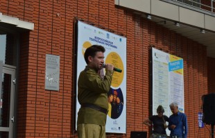 Актёры НМТ им. М. Карима представили музыкально-поэтическую композицию ко Дню памяти и скорби