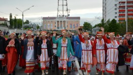Канадский центр культуры ищет национальные костюмы для участия в параде Nuestroamericana-2018