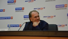 В Уфу для презентации своего фильма прибыл народный артист РФ Алексей Гуськов