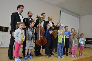 Квартет солистов Национального филармонического оркестра России выступил в Республиканской детской клинической больнице