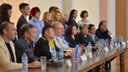 В Уфе прошла встреча почетных гостей, участников и жюри фестиваля "Серебряный Акбузат" с представителями СМИ