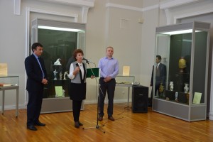 В Национальном музее РБ открылась выставка советского фарфора