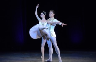 В Уфе состоялся концерт звёзд балетного искусства «Гала-Нуреев»