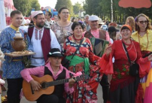 Артисты автоклуба Дуванского района приняли участие в празднике села