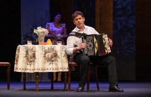 Уфимский татарский театр «Нур» представил премьеру спектакля «Весна моей зимы»