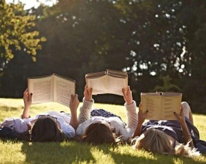 Информационная минутка «День книголюба».