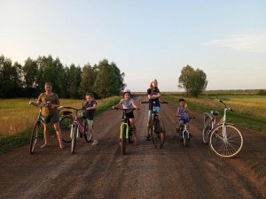Велопрогулка как полезный вид активного отдыха.