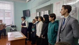 Музыкальная гостиная «А иначе зачем на земле этой вечной живу», посвященная 100-летию со дня рождения поэта, композитора, певца, прозаика Б.Окуджавы.