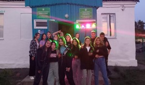 Праздничный флешмоб «С днем весны и труда»