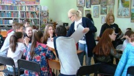 Познавательный час «Вокруг света»