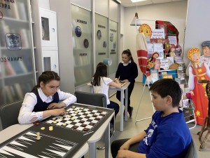 День шахмат «Прогулка по черно-белым полям»