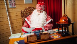 Игровая программа «День рождения Деда Мороза»