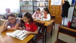 Библиотечный урок «Они знают все!»