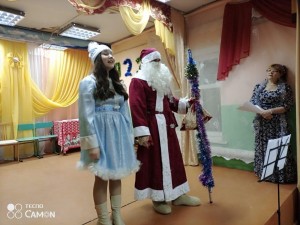 Игровая программа «Когда зажигаются ёлки»