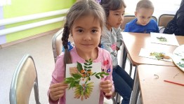 Игровая программа «Цветочки из листочков»