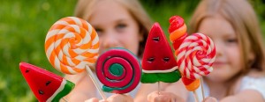 Информационный час «День леденцов на палочке»