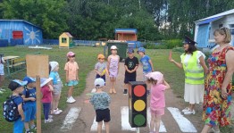 Познавательная программа «Угадай дорожный знак»