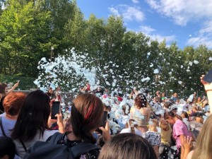 Развлекательная программа «Весенние перевертыши»