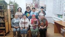 Литературно – поэтический час «Светлое имя – мама!»