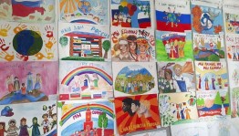 Выставка рисунков«Моя Россия»