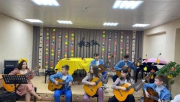 Мастер-класс «Аккомпанемент на гитаре-аккорды и арпеджио»