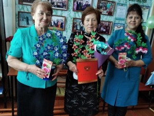 Литературно-музыкальная композиция «Светлое имя-МАТЬ»