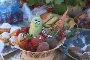 Осенняя ярмарка «Богатые дары осени»