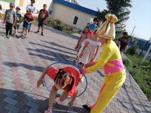 Развлекательная программа «Игры и смех – это для всех»