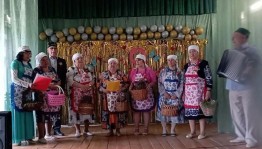Литературно - музыкальный вечер«Единственной маме на свете»