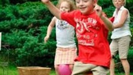 Эстафета на свежем воздухе «Остров здоровья»