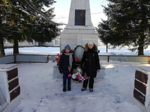 Познавательный час «Гордимся славою героев»