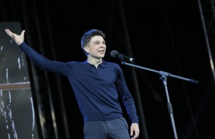 Принимаются заявки на конкурс юных чтецов «Живая классика»