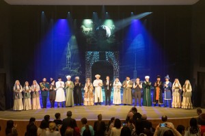 Национальный молодежный театр представил премьеру притчи “Акмулла”