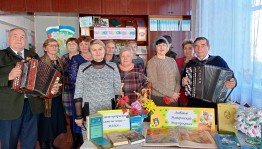 Литературно- музыкальная композиция «Материнское сердце согрею любовью»