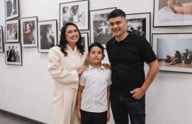 Фотохудожник Гульназира Турумтаева посвятила свою первую выставку Дню семьи, любви и верности