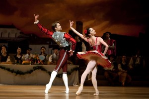 Bolshoi theatre will show  the "Don Quixote" ballet online