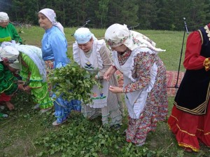 Мастер – класс «В бане веник- дороже денег»